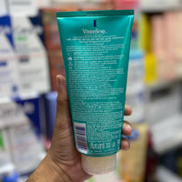 Vaseline Gluta-Hya Serum Burst Lotion Smoothing Perfector 300ml