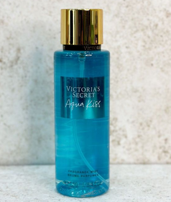 Victoria’s Secret Aqua Kiss Mist – 250ML